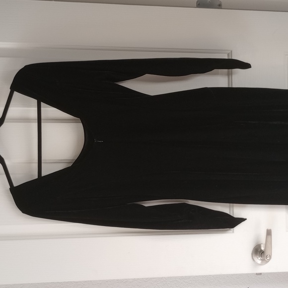 PYRAMID COLLECTION RENAISSANCE ELEGANT BLACK VELVET MAXI DRESS SZ L - Picture 3 of 6